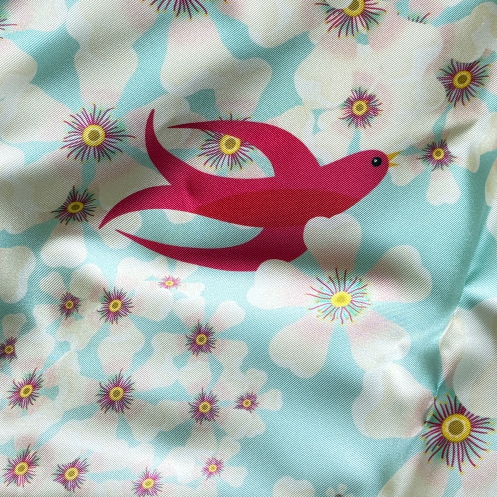 Van Cleef & Arpels Floral Silk Scarf Rare Collectable - Picture 4 of 6
